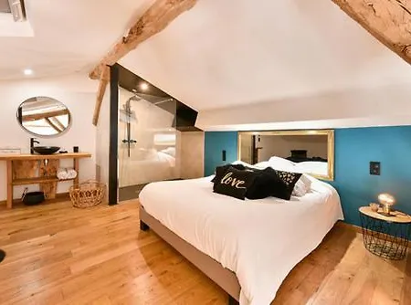Couette-café Lov'home 4*